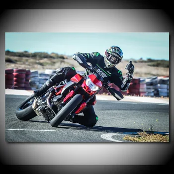  Superbike Ducatis Hypermotard 950 de Curse de Motociclete Imagine Postere si Printuri de Arta de Perete Panza Pictura Pentru Camera de zi Decor
